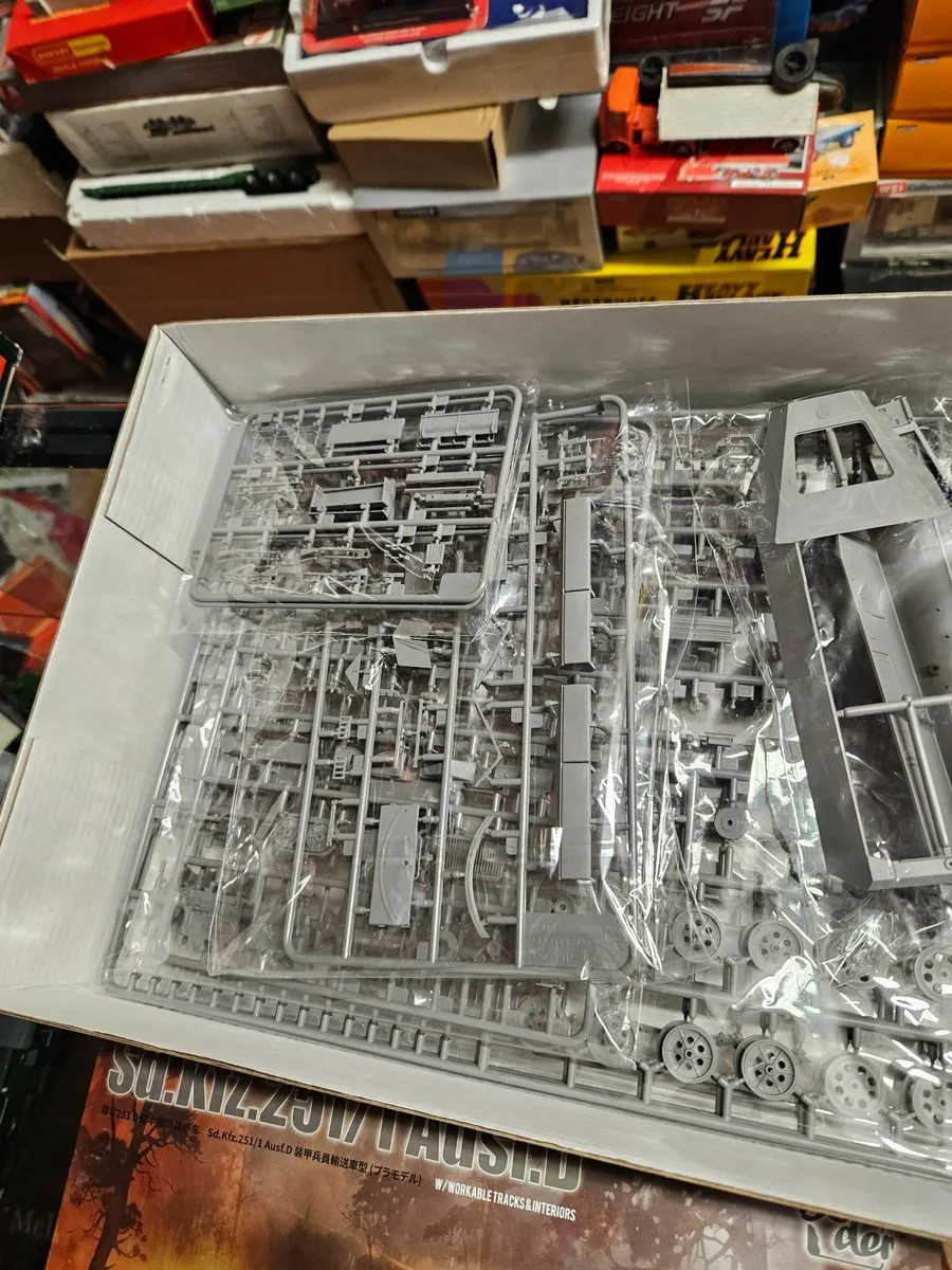 Airfix Boder German WW2 Halftrack - Image 4