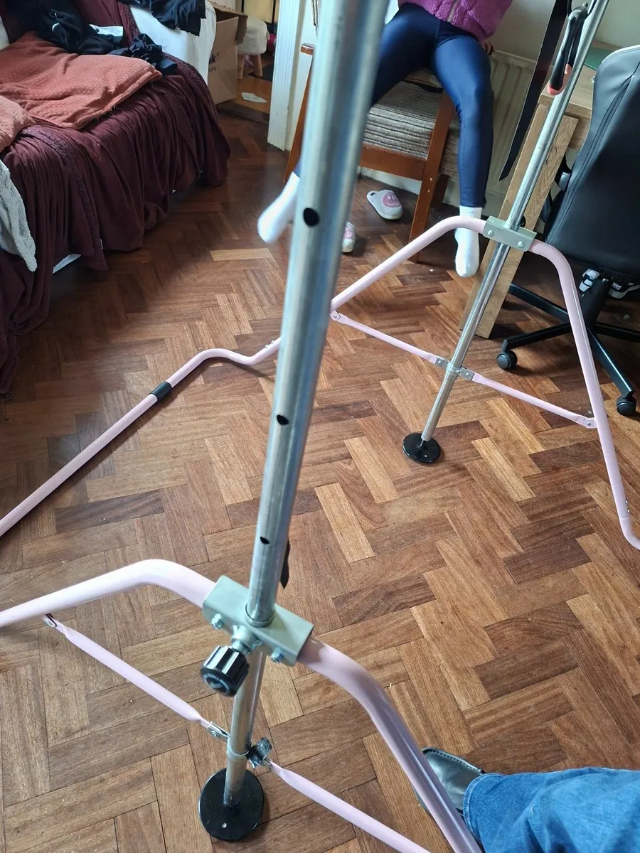 Gymnastics bar - Image 4