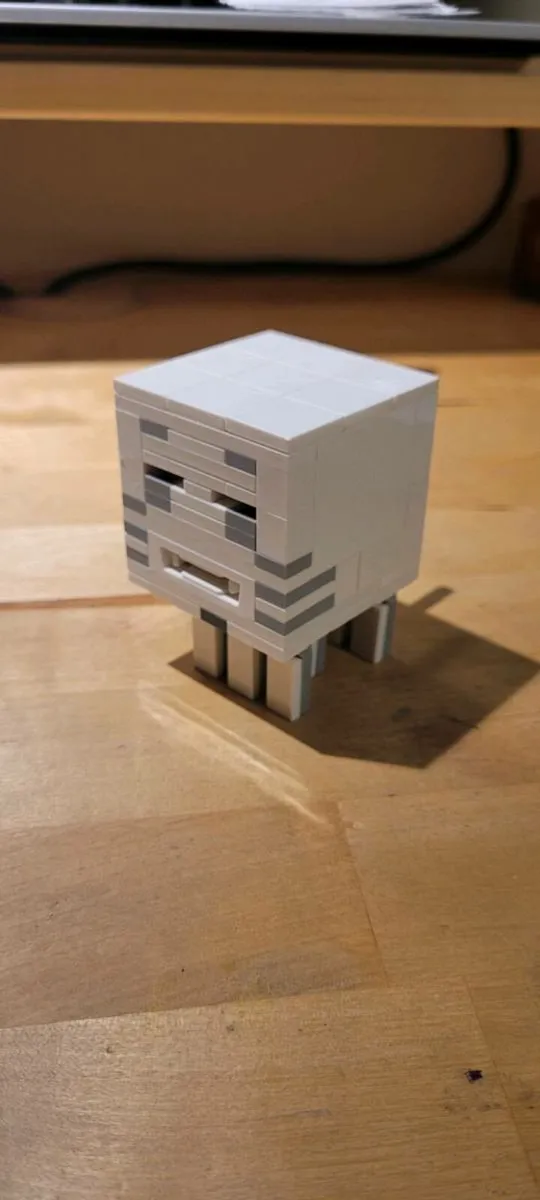 The ghast Lego toy - Image 1