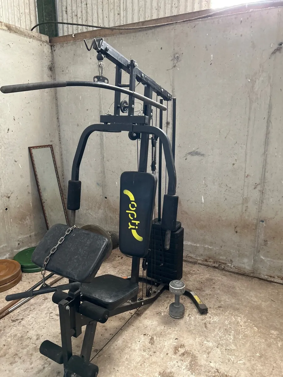 Gym equipment - Image 1