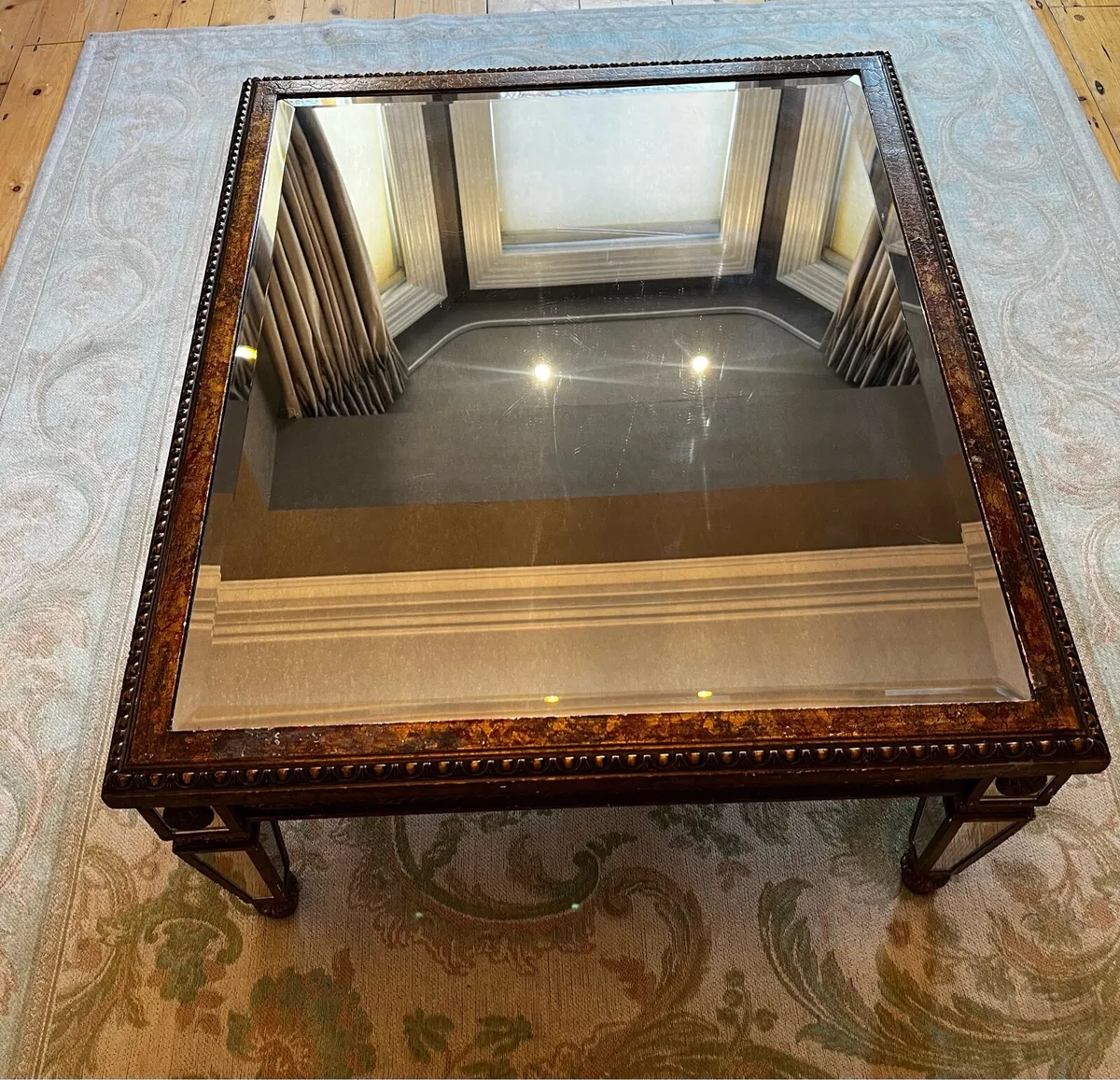 Coffee table mirrored - Image 1