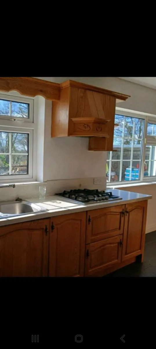 Solid oak kitchen - Image 2