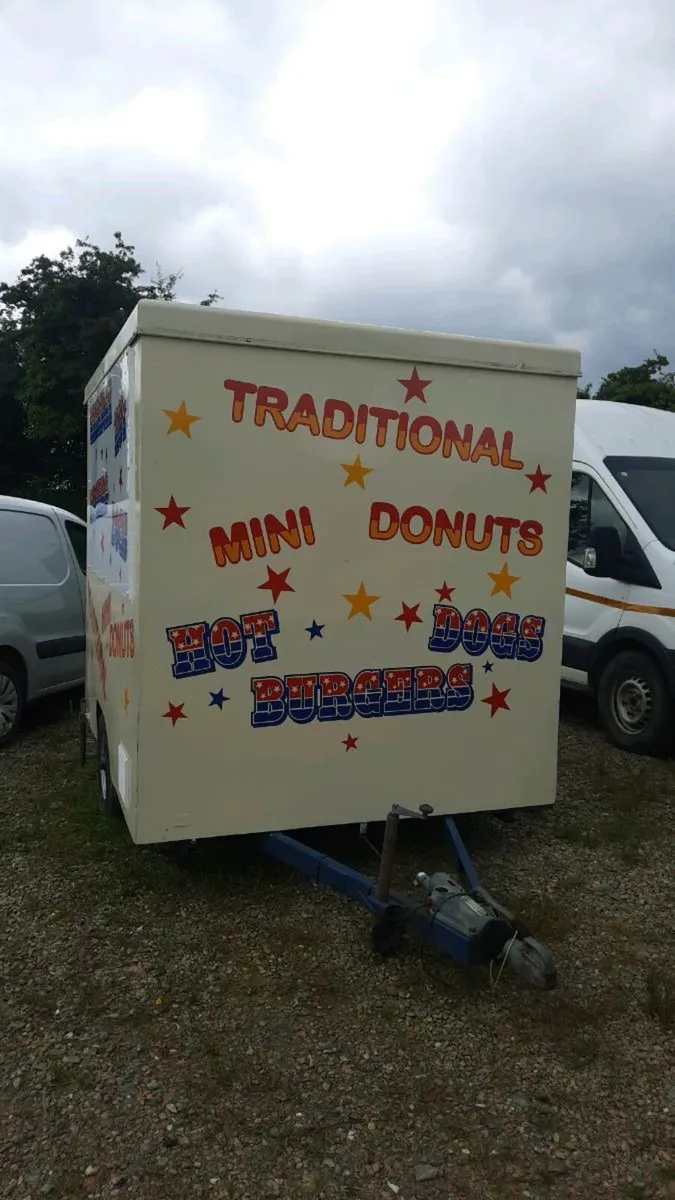 Catering trailer - Image 2