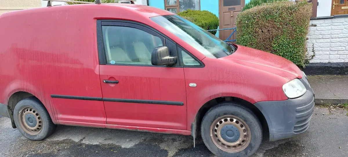 Volkswagen Caddy 2005 - Image 2