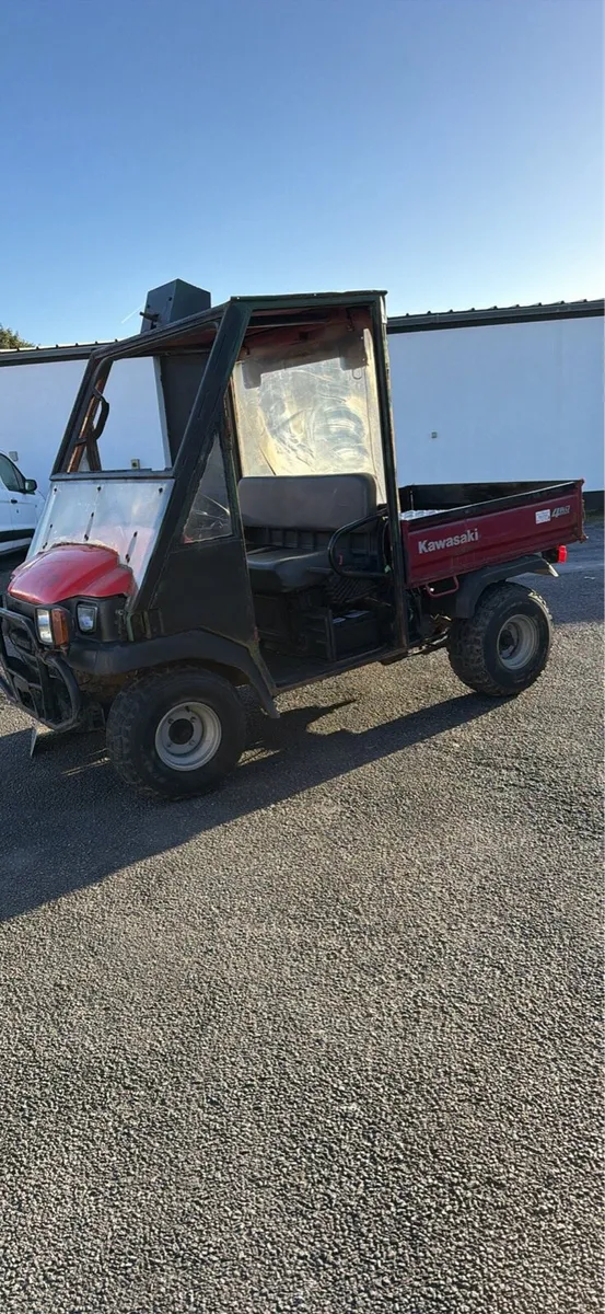 2005 Kawasaki mule 4010 gator - Image 1