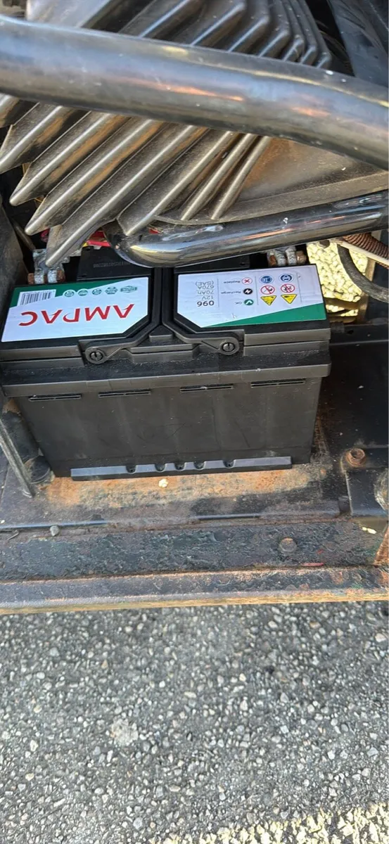 2005 Kawasaki mule 4010 gator - Image 3