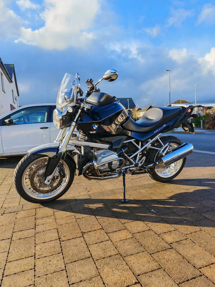 BMW R1200R Classic only 9k miles - Image 1