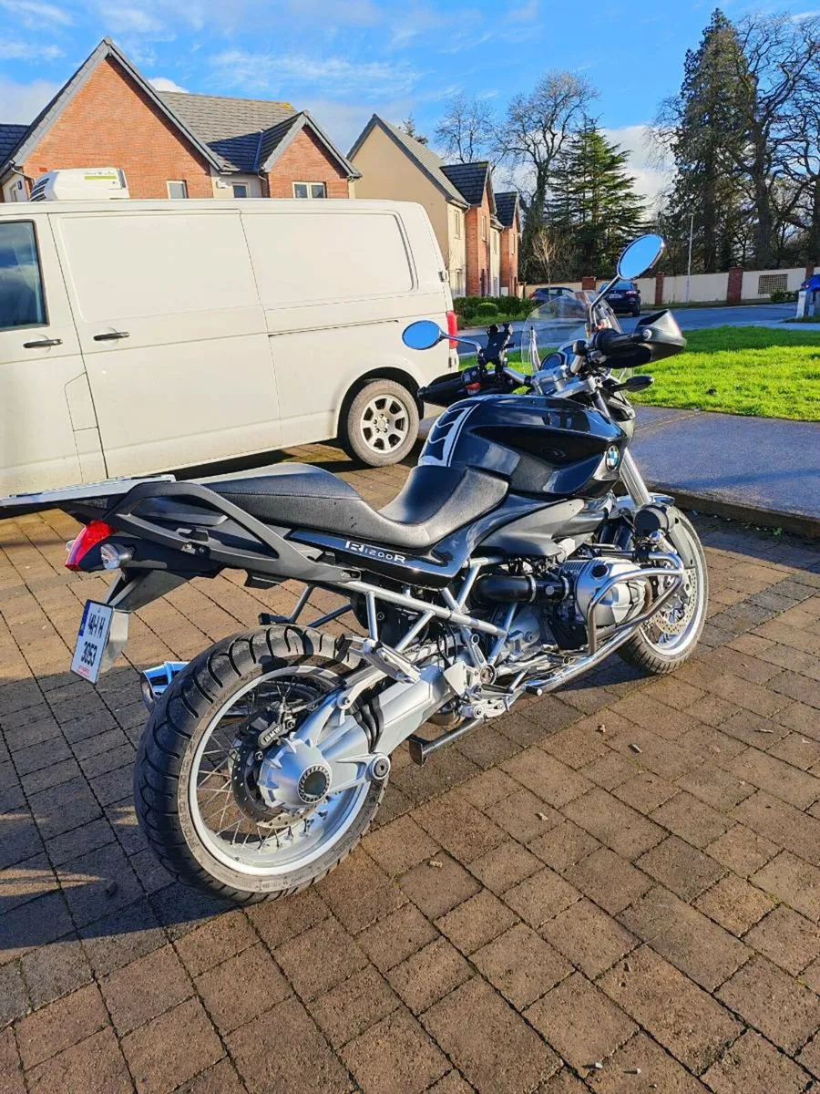 BMW R1200R Classic only 9k miles - Image 4