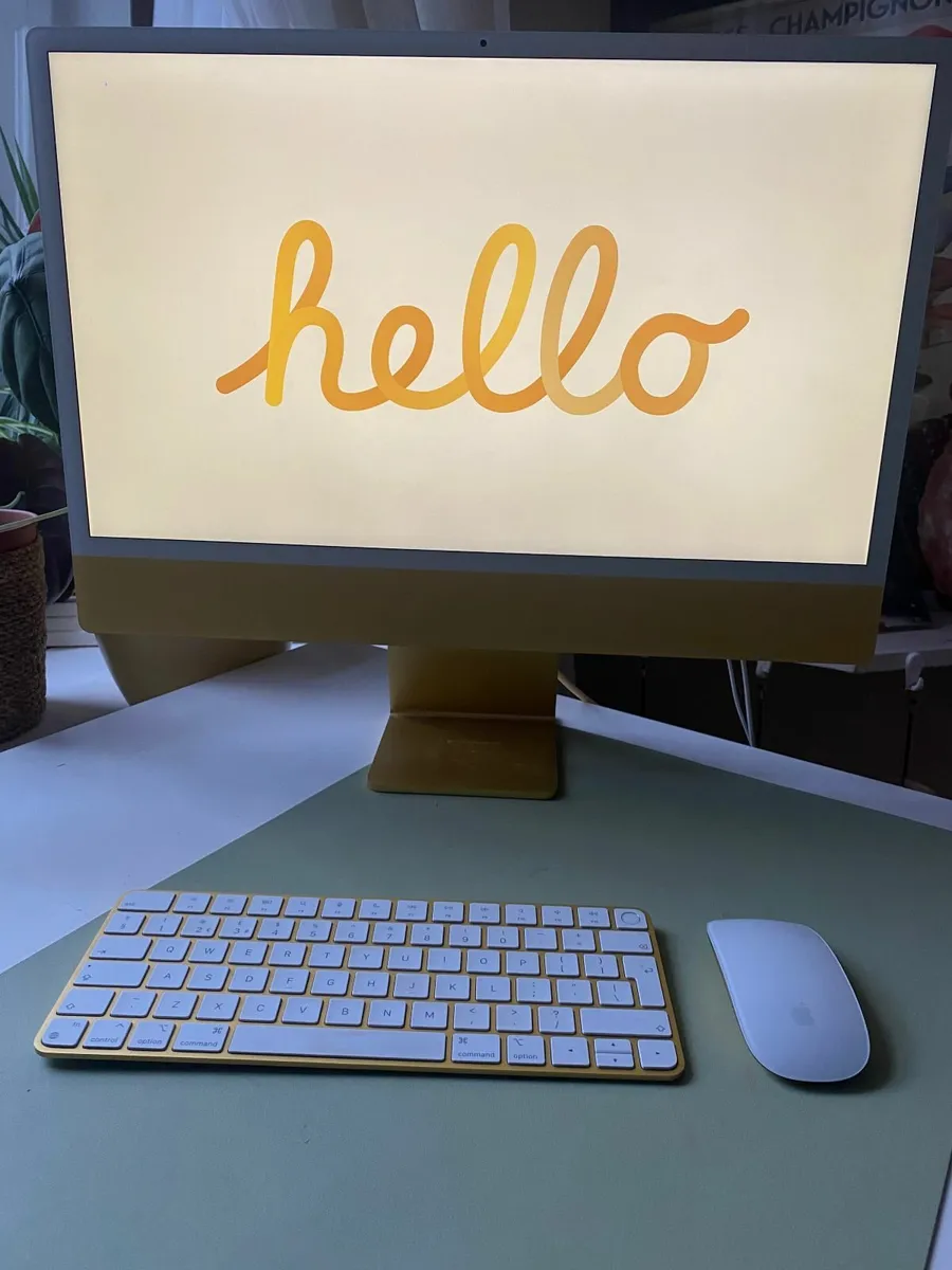 Apple iMac 24-inch (M1, 2021) – Yellow – 4 Ports - Image 2