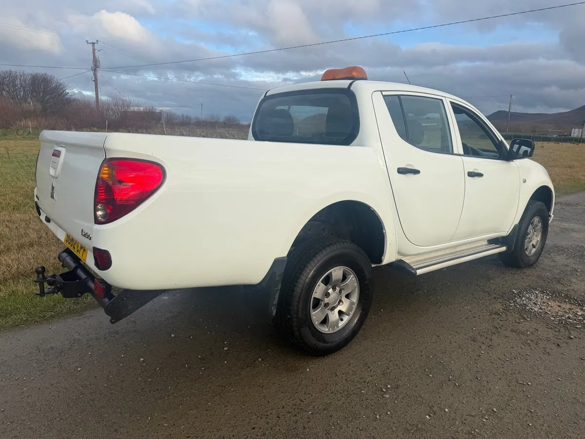 2012 Mitsubishi L200 4Life 136bhp - Image 4