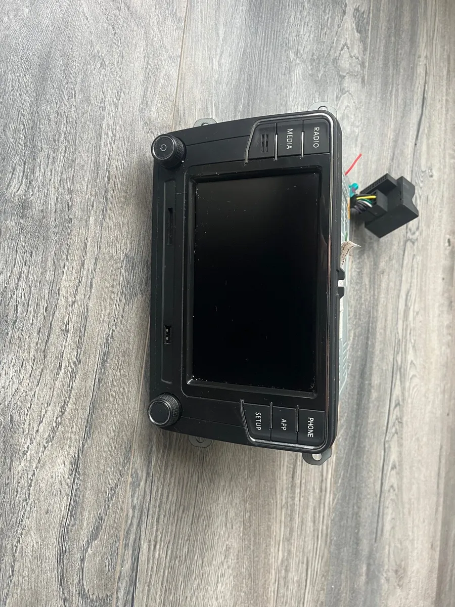 VW CarPlay  radio - Image 2