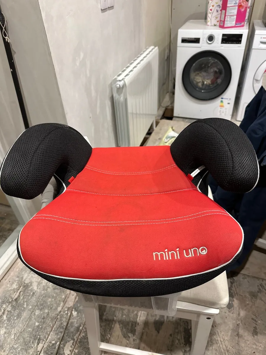 Booster seat x 2 - Image 1
