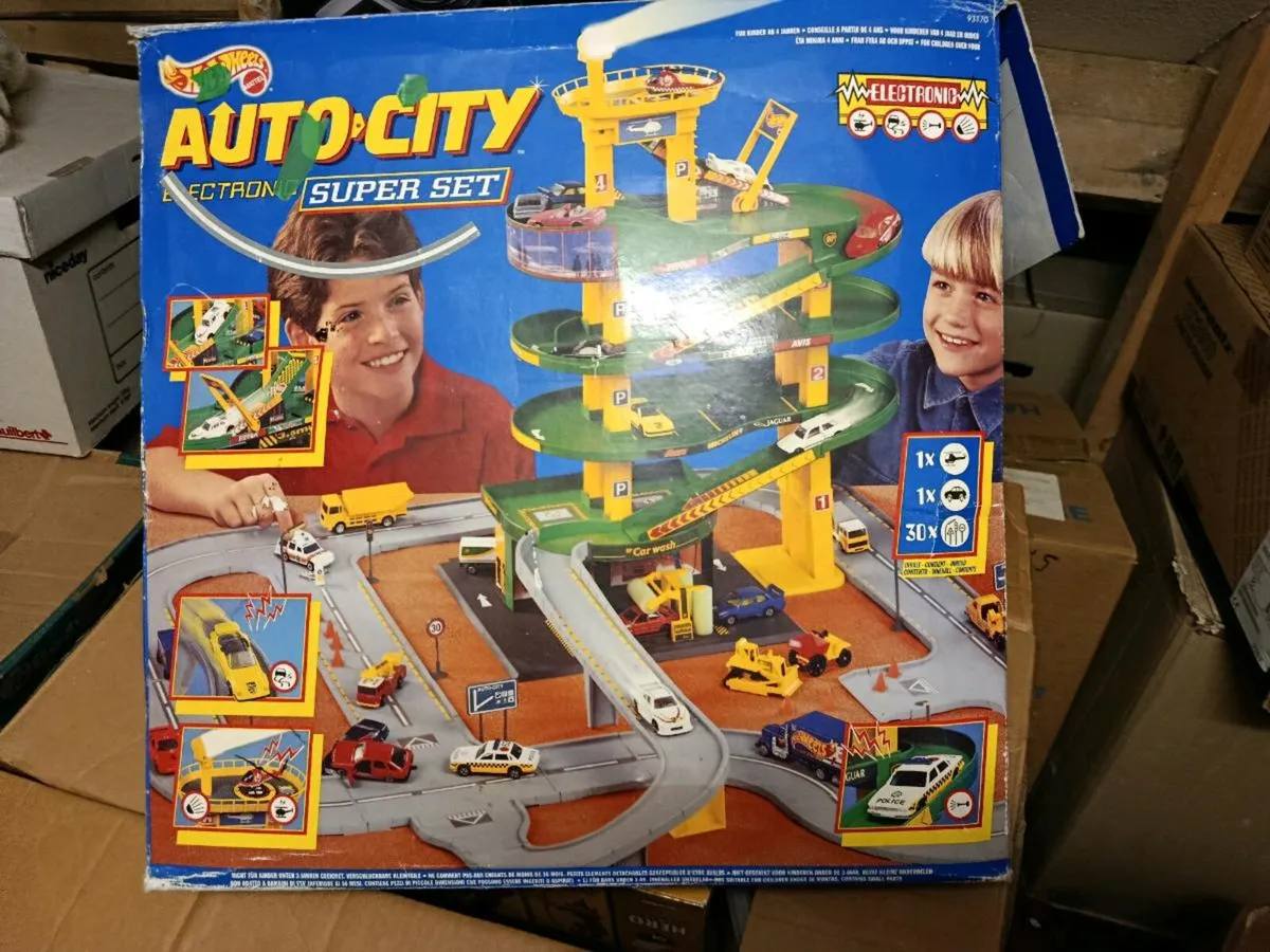 Hot wheels auto city - Image 1
