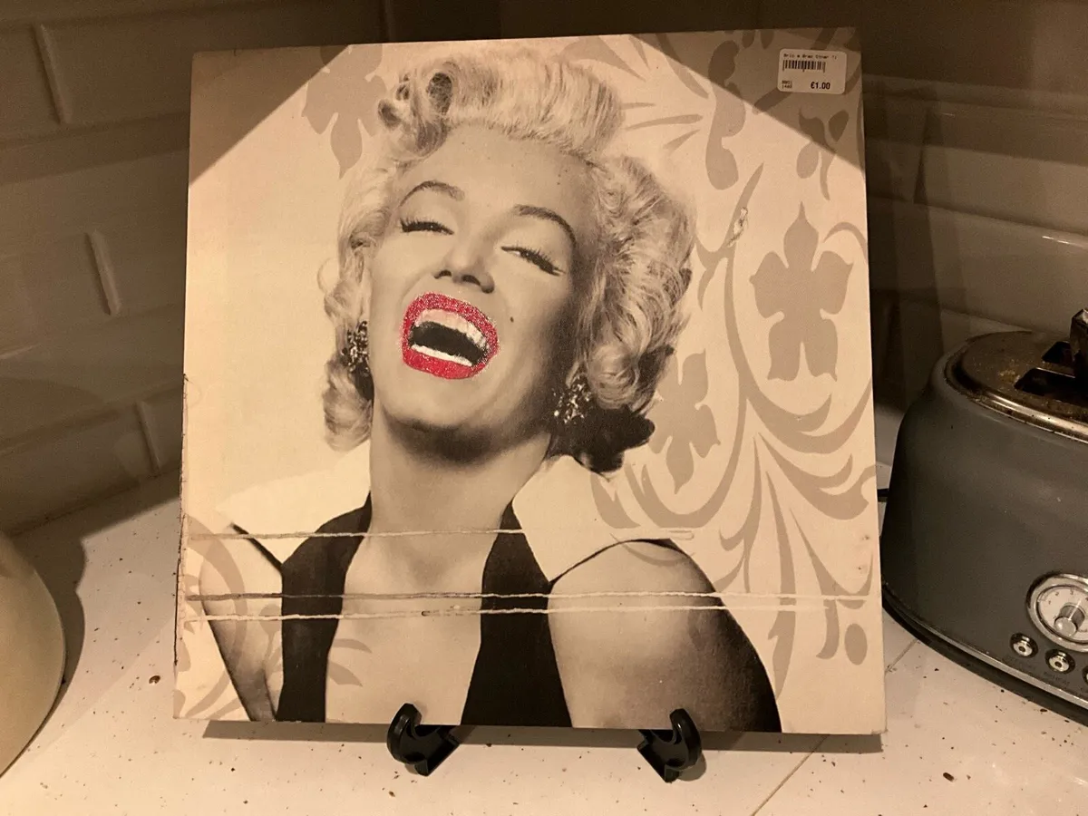 Marilyn Monroe - Portrait - Image 4