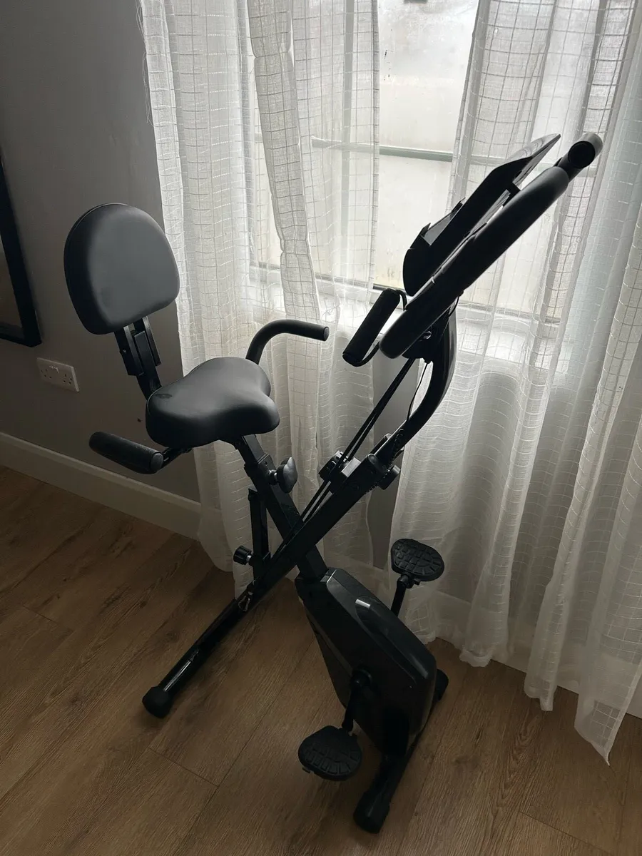 Exercise bike - Image 1