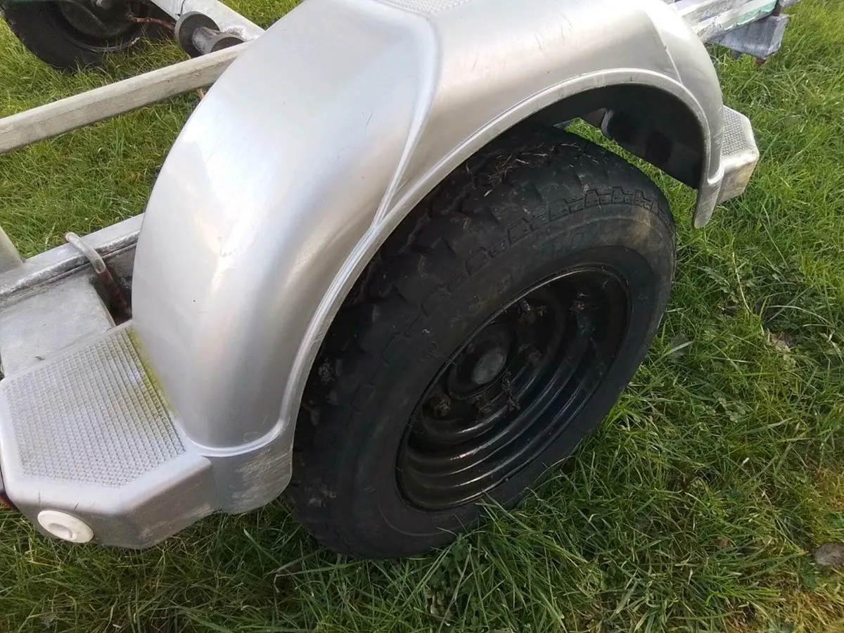 Roller Coaster Trailer - Image 4