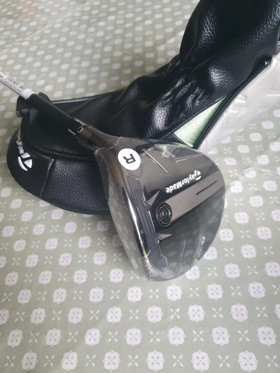 NEW TAYLORMADE QI35  3 WOOD - Image 2