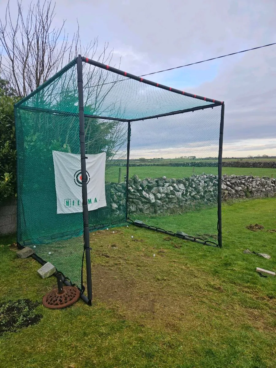 Golf cage and net - Image 1