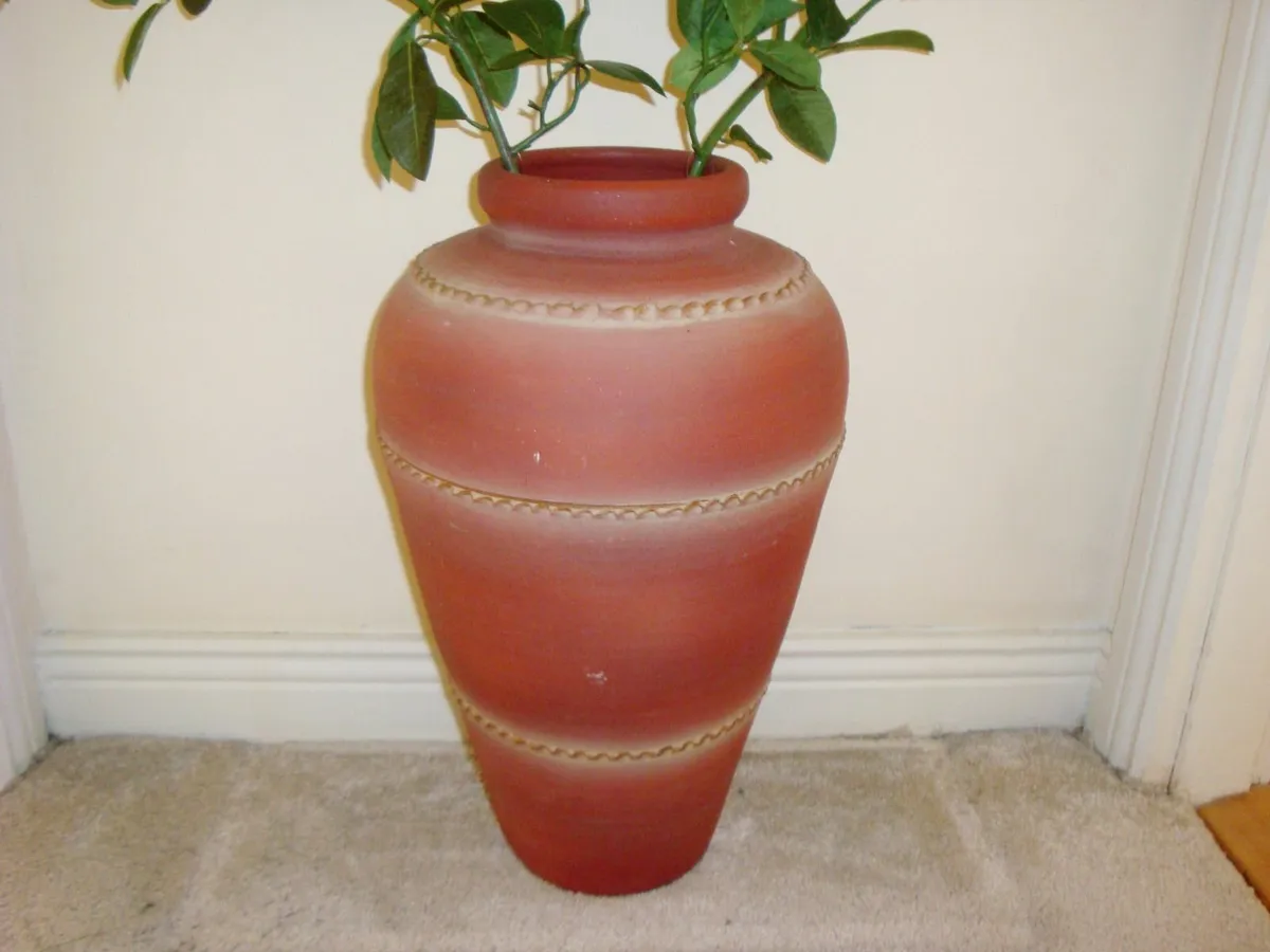 Large terracotta vase H50cm - Image 1