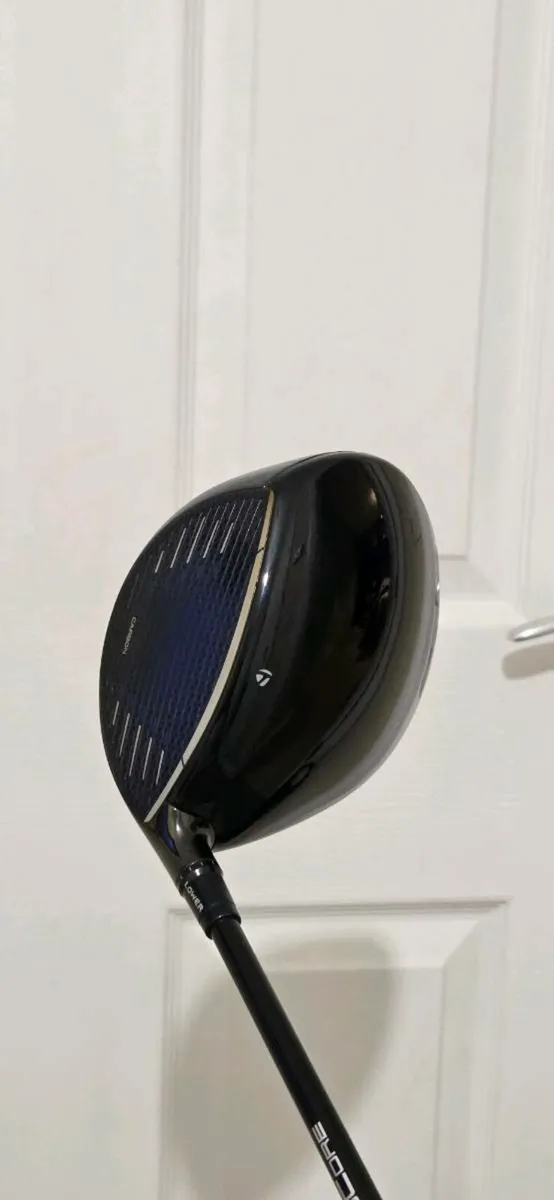 Taylormade Qi10 Driver with upgraded shaft - Image 2