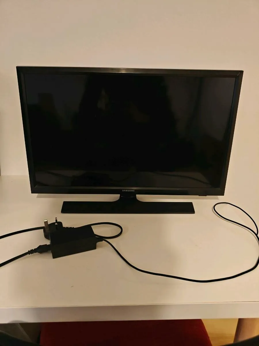 Old TV/Monitor - Image 1