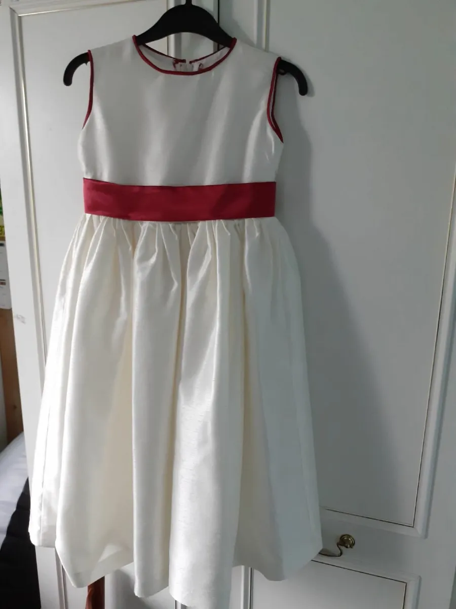 Girl's dress - Image 4