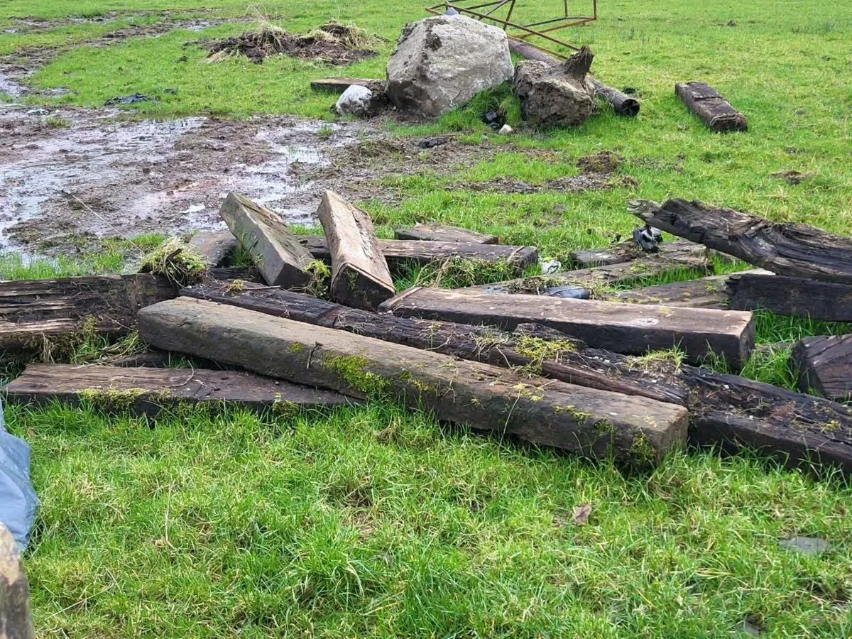 Old Oak Raileay Sleepers - Image 1