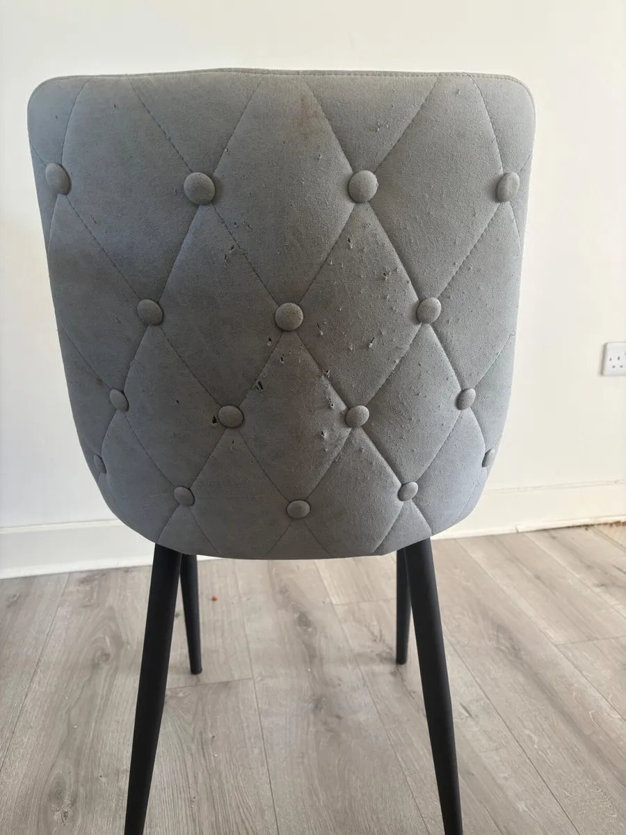 Dining table - Image 4