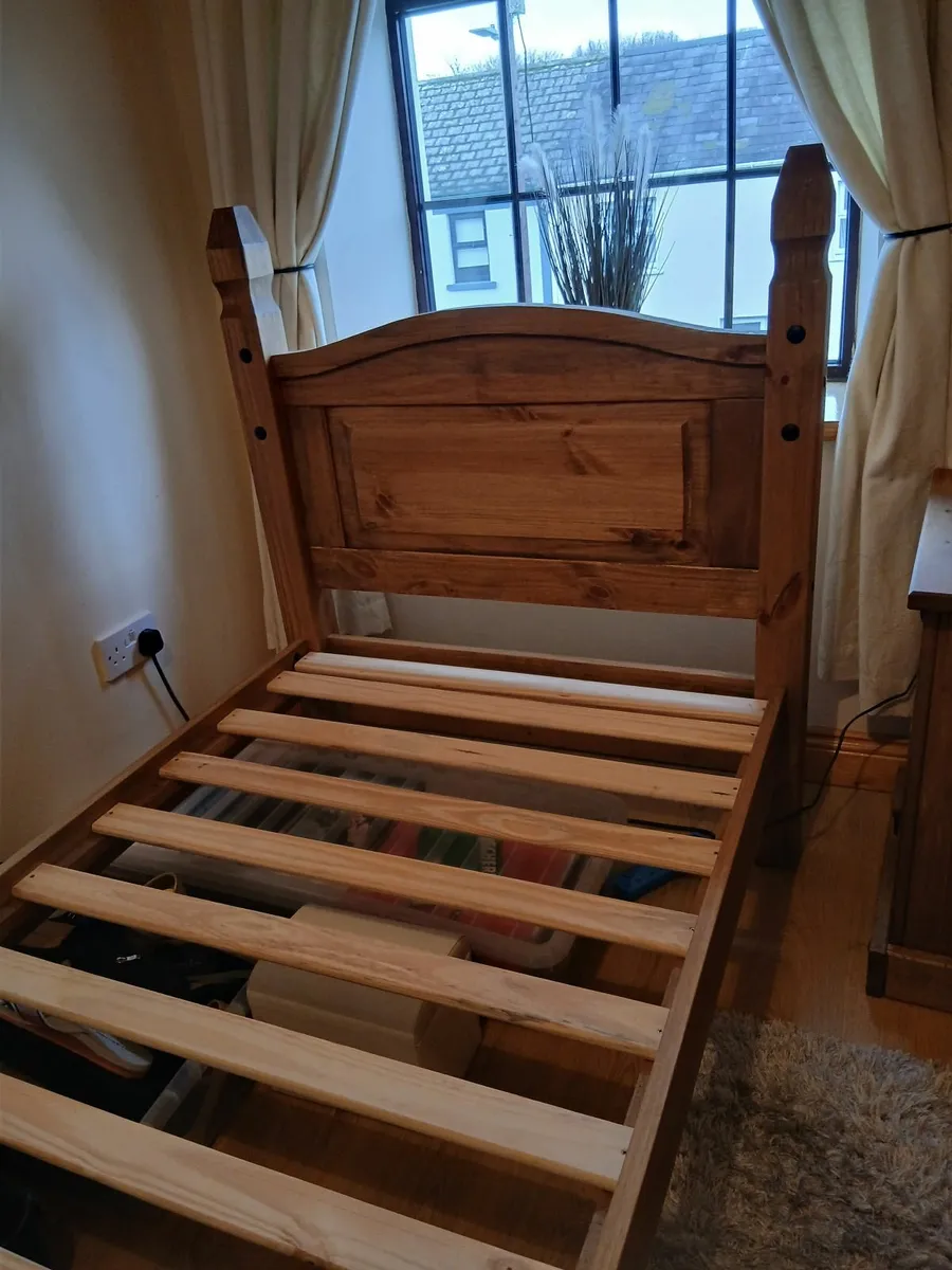 Bed & Locker - Image 2