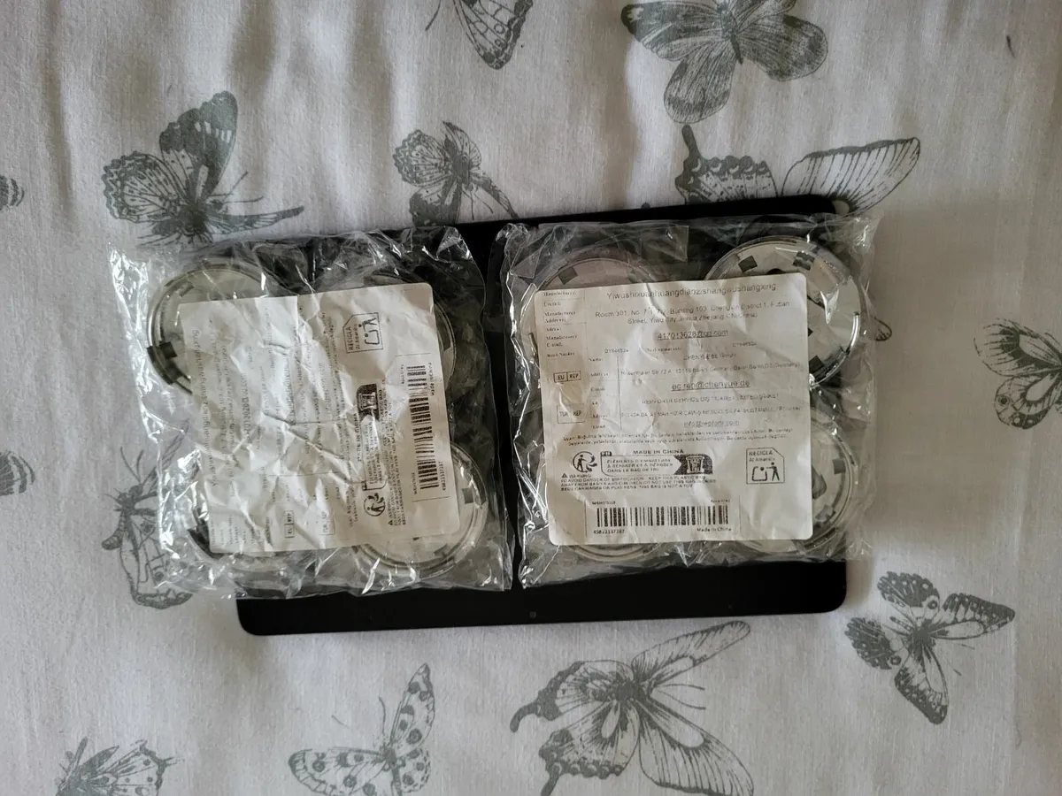 Citroen alloy centre piece - Image 2