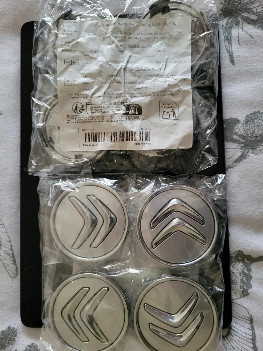 Citroen alloy centre piece - Image 3