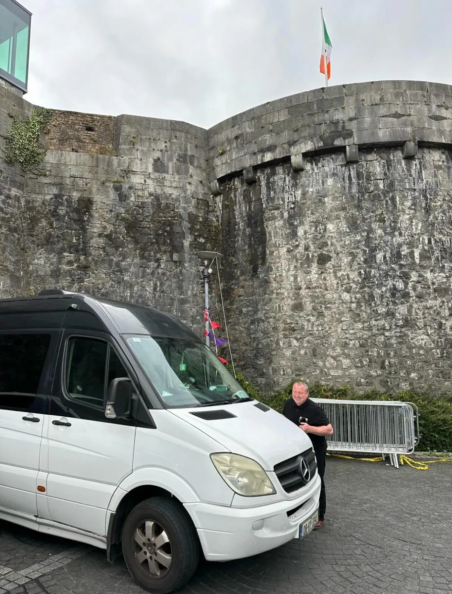 Mercedes-Benz Other 2008 - Image 3