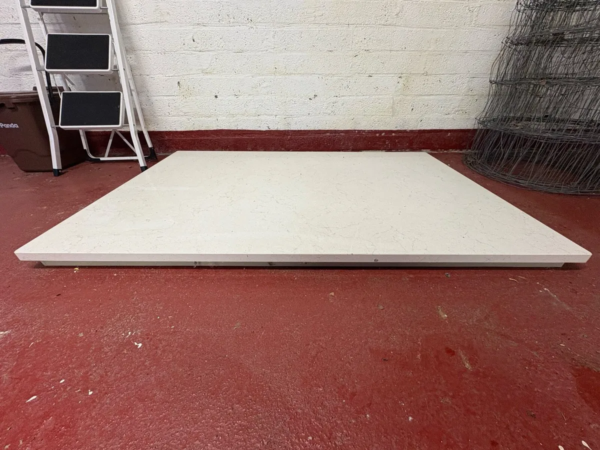 Marble Counter Top - Image 1