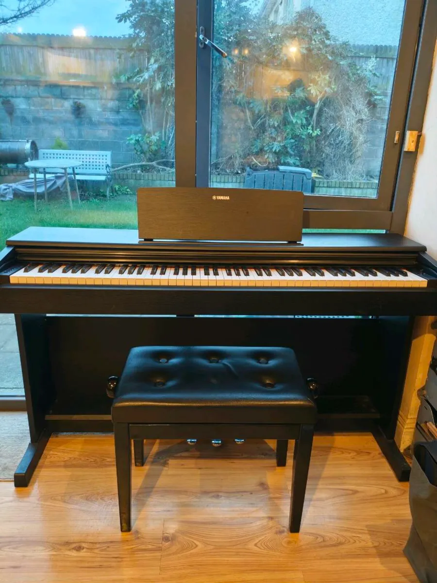 YAMAHA Digital Piano - Image 1