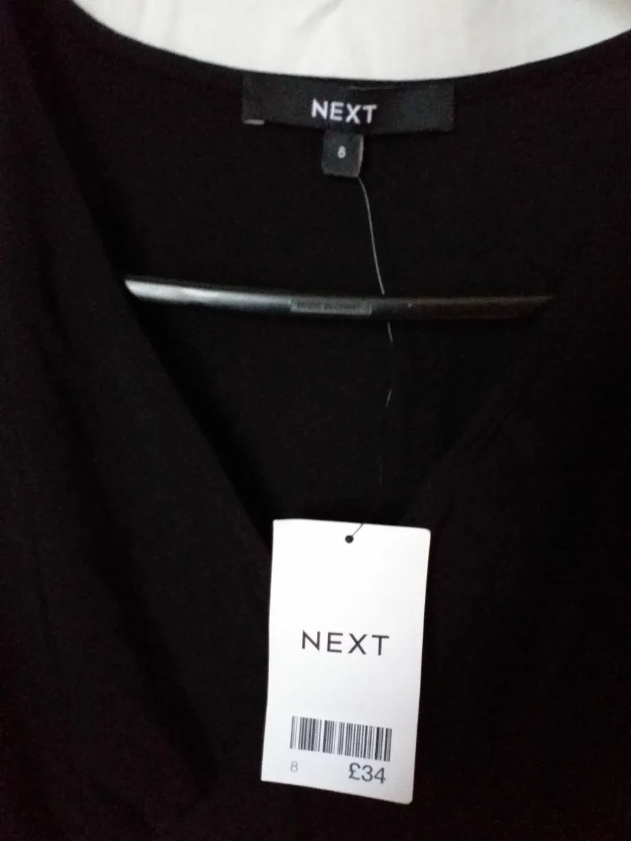 NEW BLACK NEXT TOP SIXE 8 - Image 2
