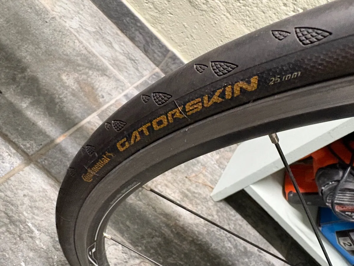 Full carbon road bike, frame 13, shimano ultregra - Image 4