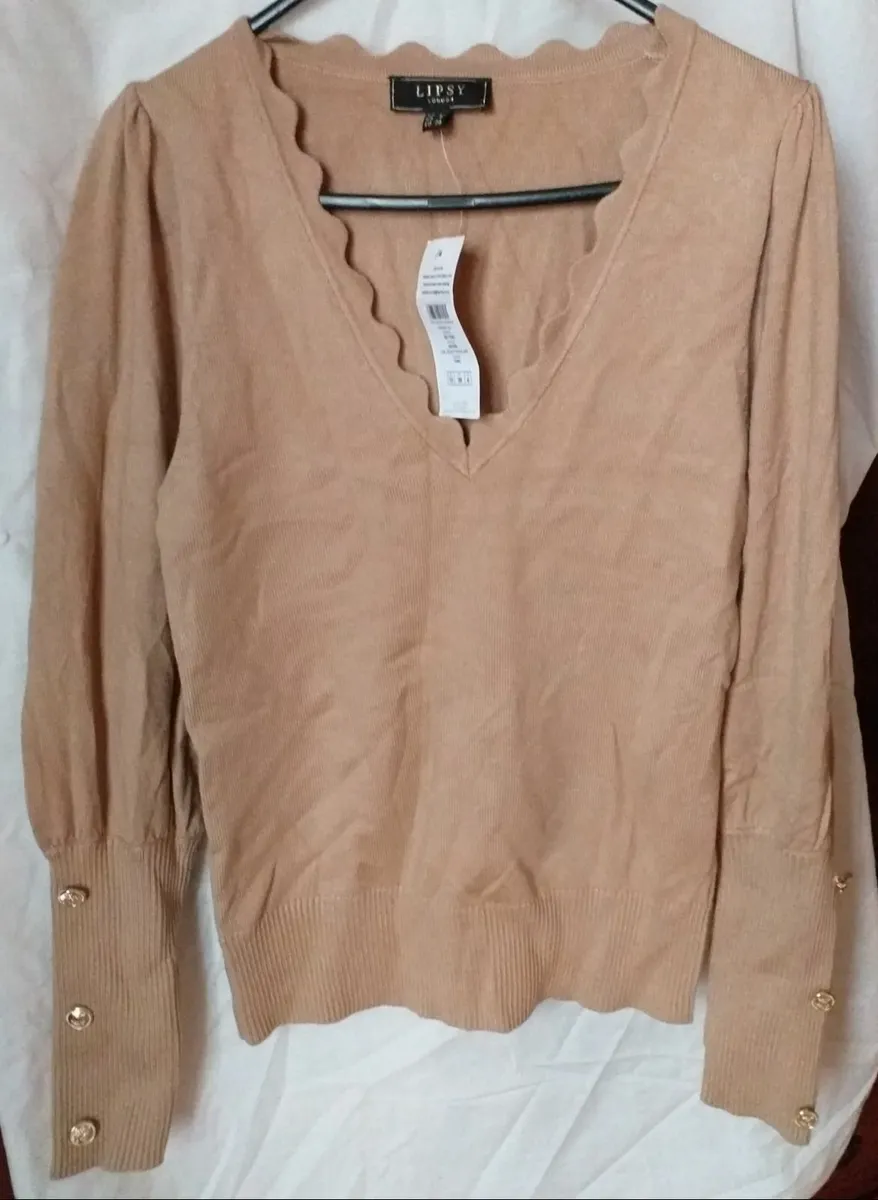 NEW BEIGE KNITTED LIPSY TOP SIZE 10 - Image 1