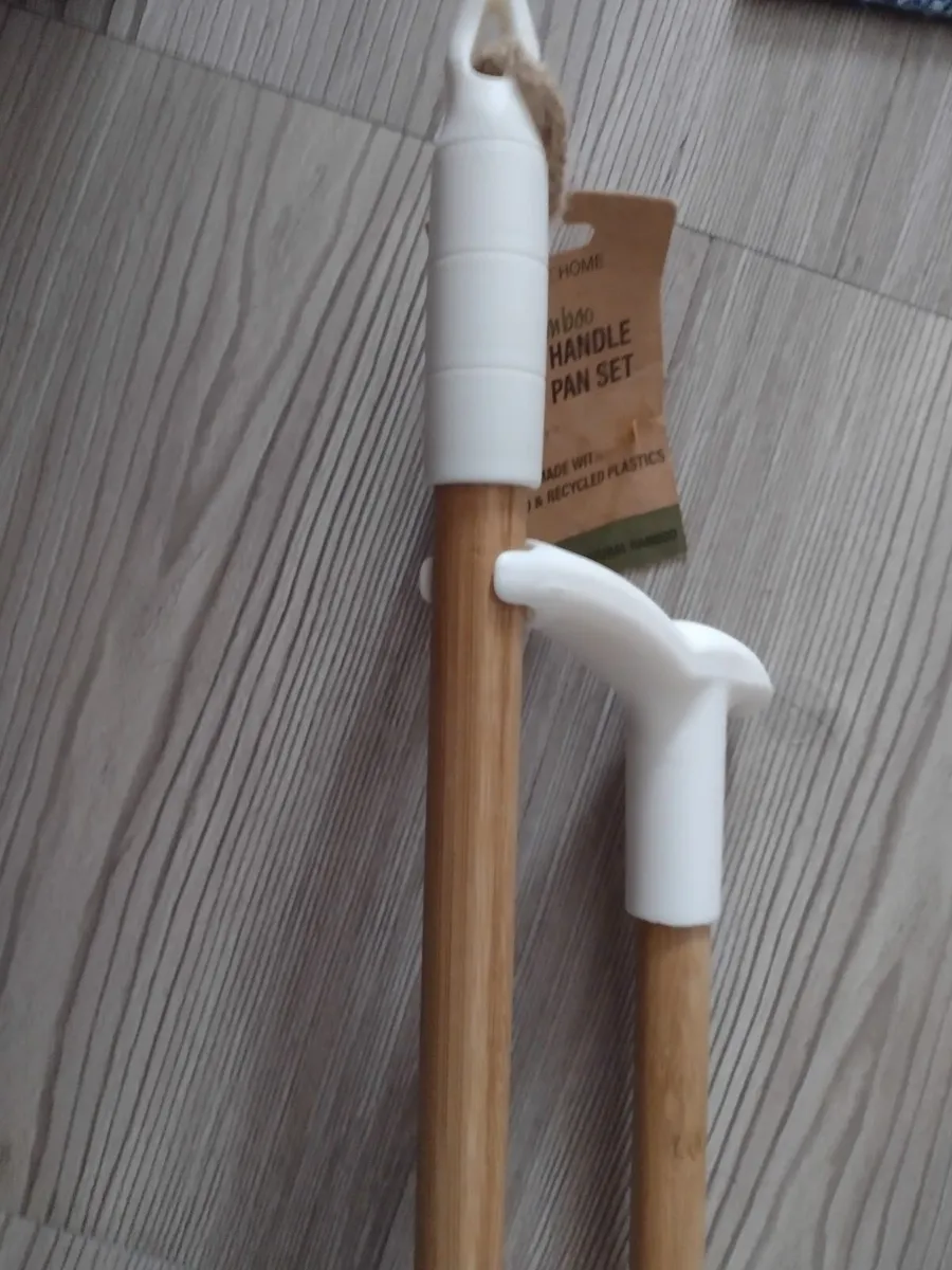 New long handle bamboo dustpan and brush set - Image 2