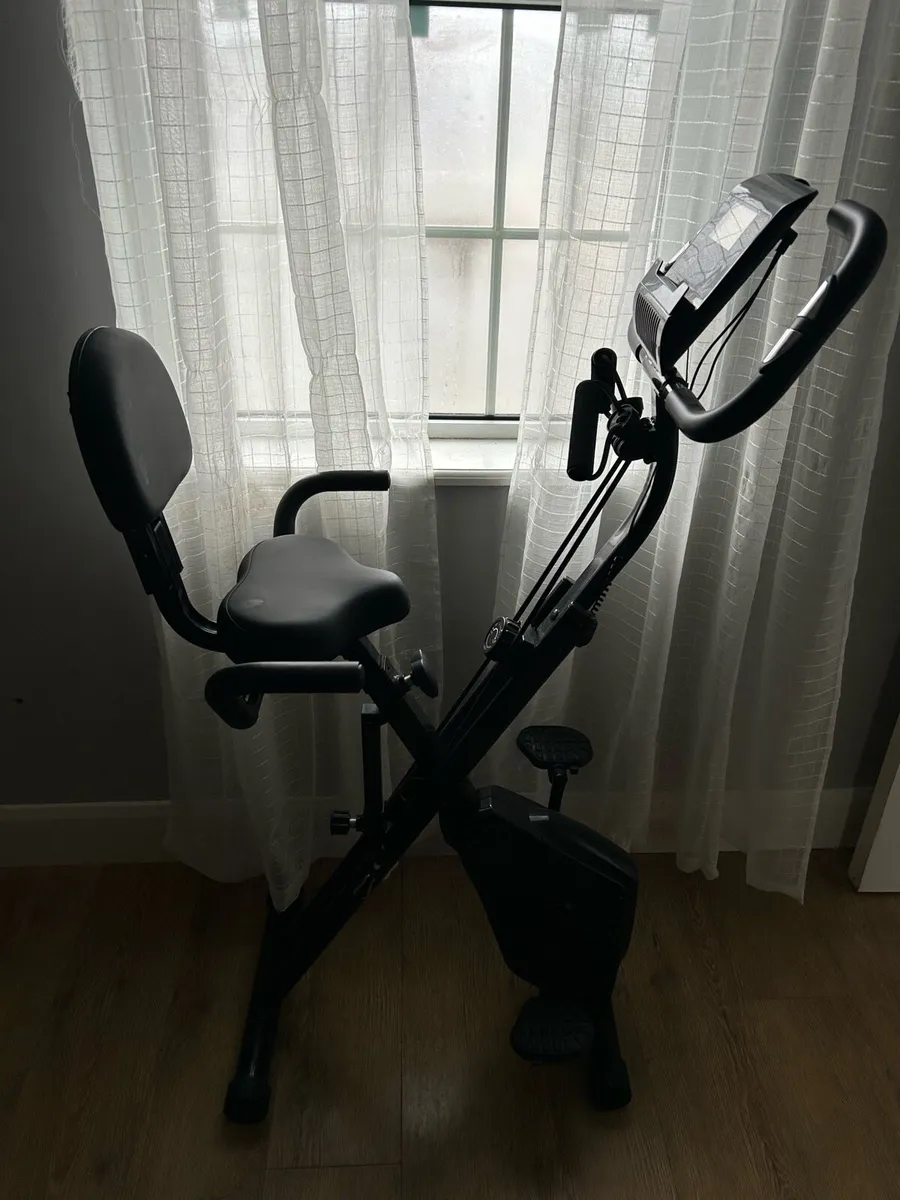 Exercise bike - Image 4