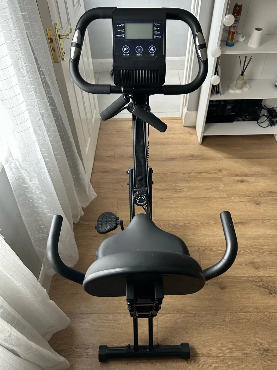 Exercise bike - Image 2
