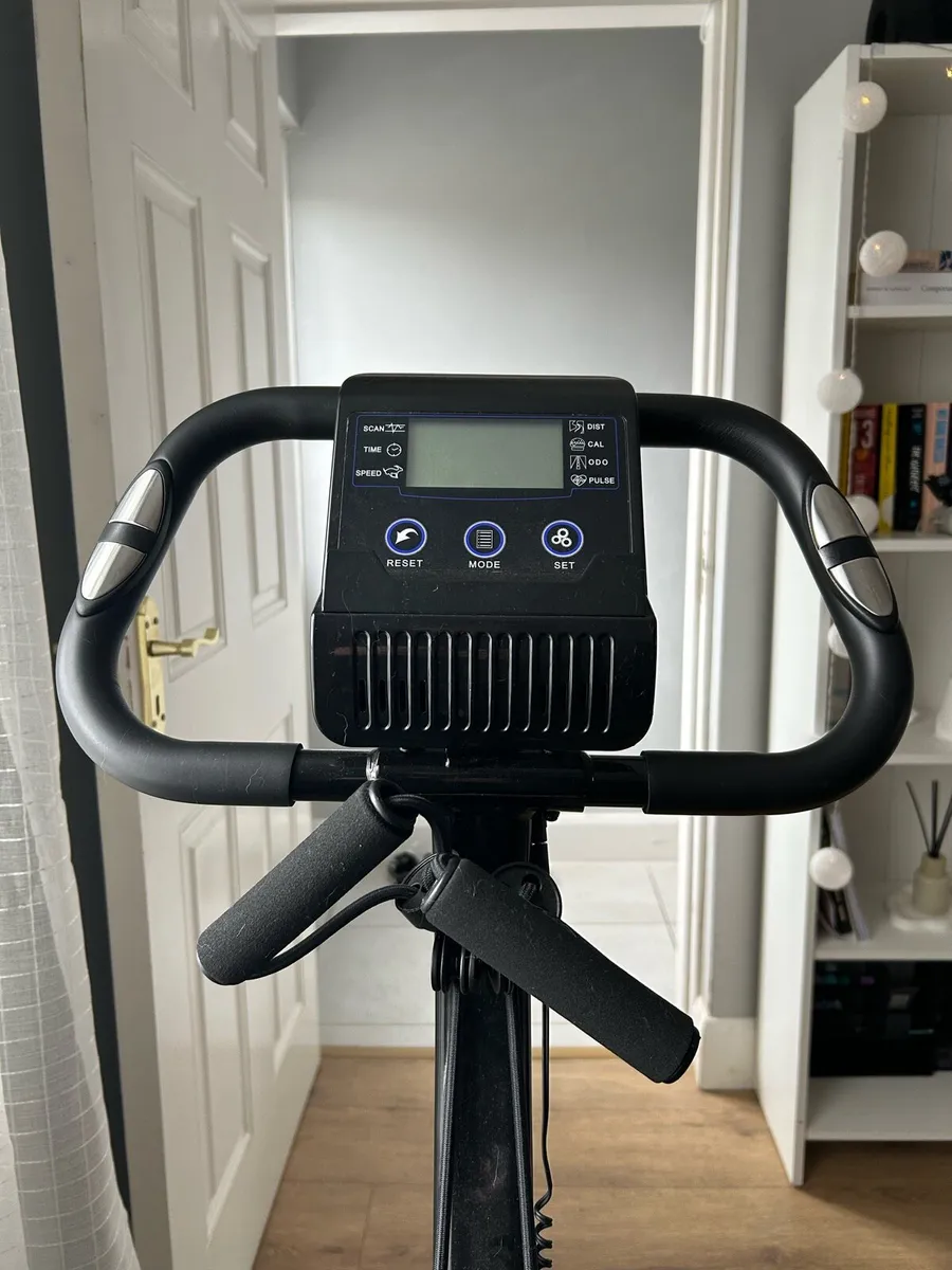 Exercise bike - Image 3