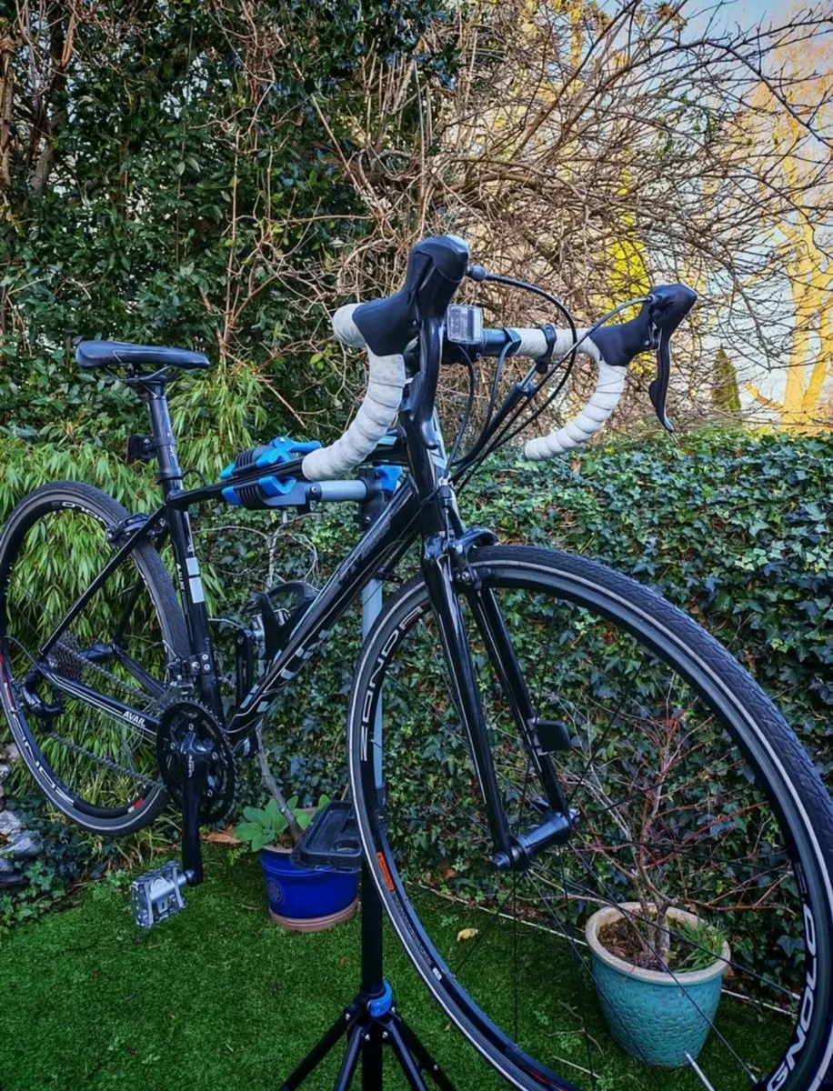 Women's Liv Road Bike - Image 3