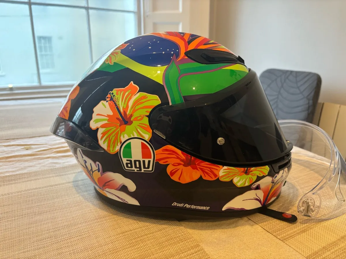 Motorbike helmet,boots,jacket trousers,gloves - Image 2