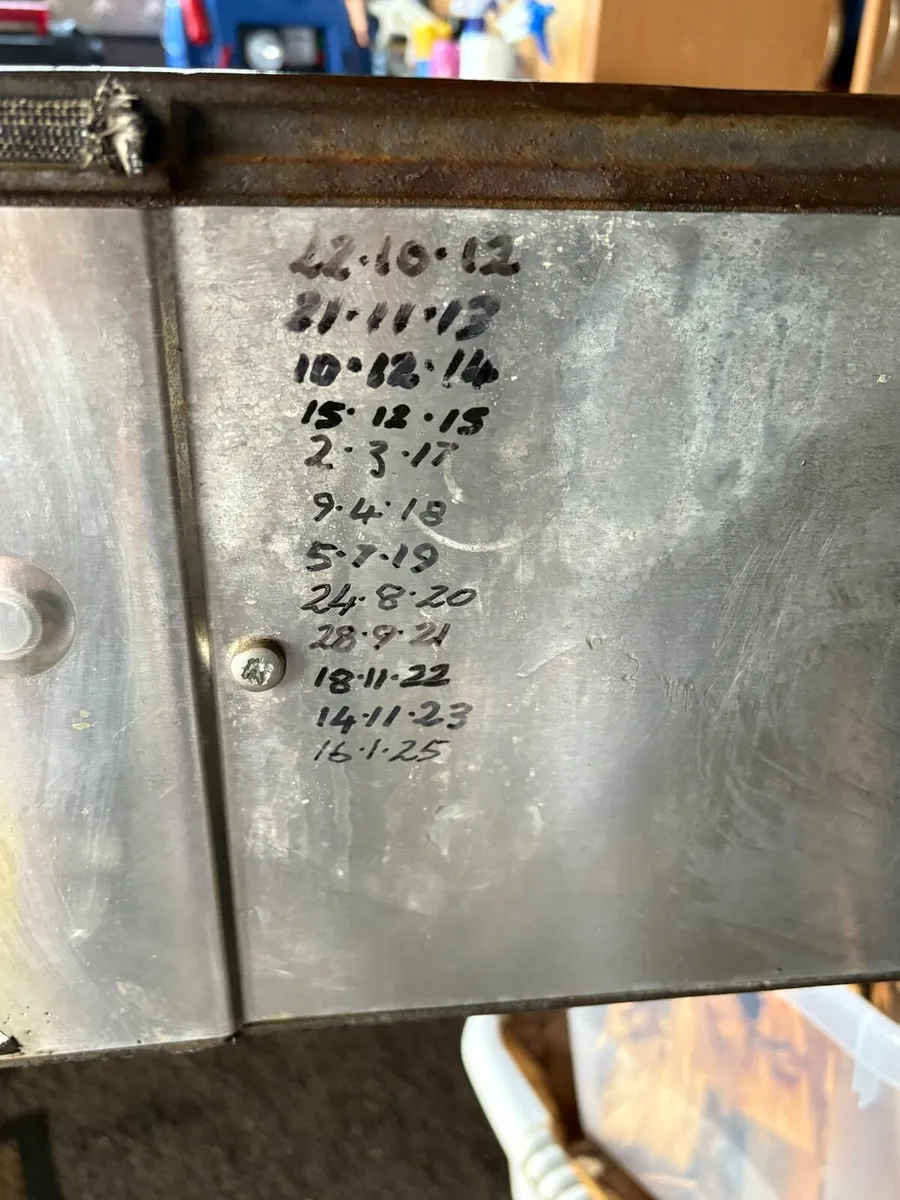 Rayburn oil stove - Image 3