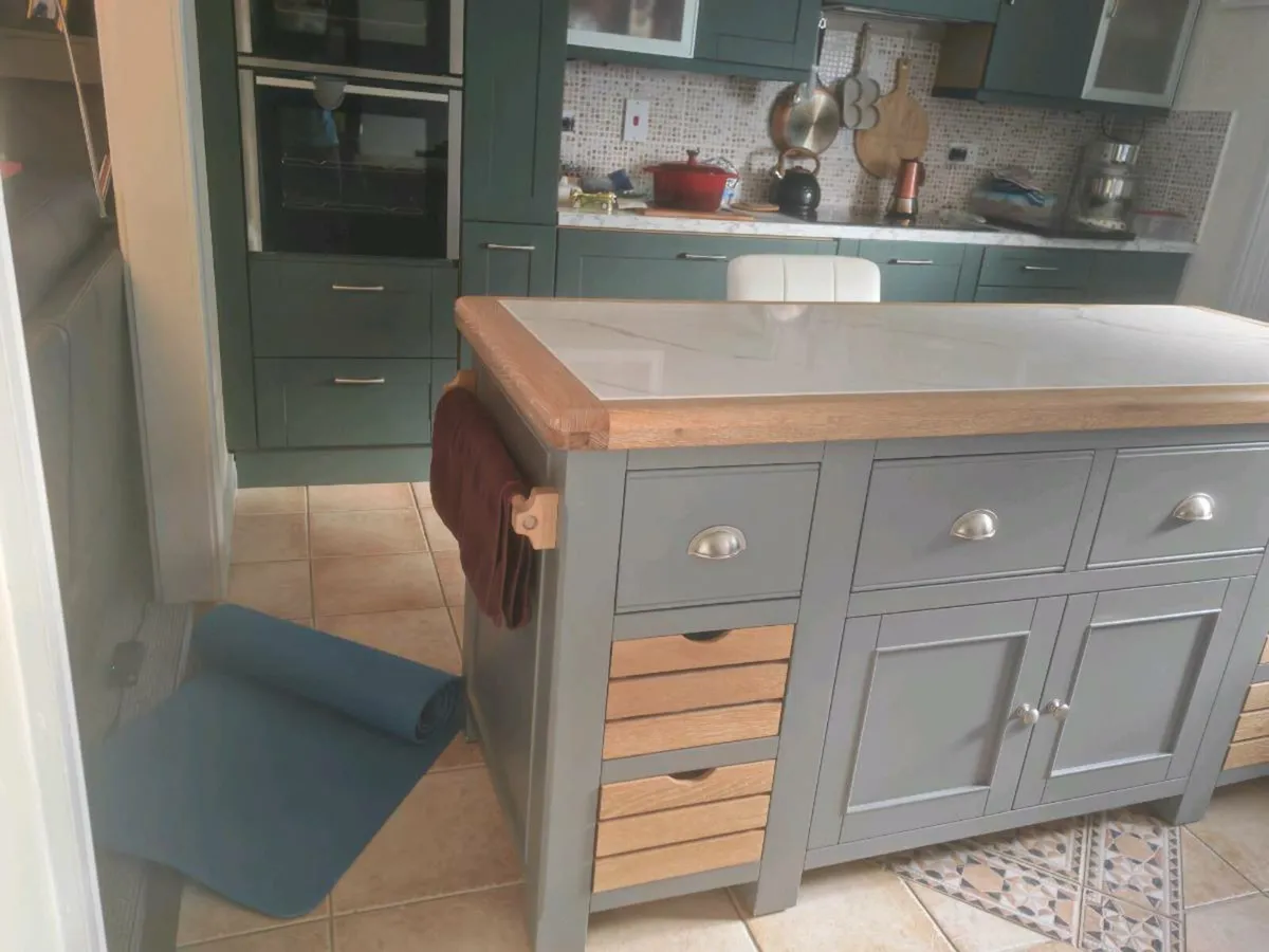 Solid timber Marble top island unit - Image 3