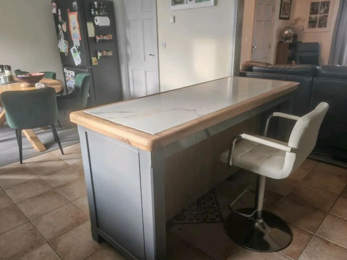 Solid timber Marble top island unit - Image 4