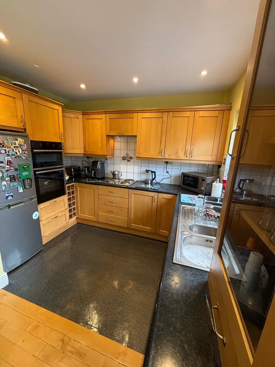 Real maple wood kitchen - Image 2