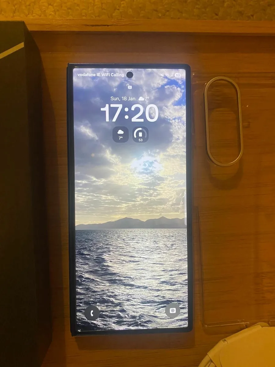 Samsung Galaxy Z Fold 7 & Galaxy Buds3 - Image 3