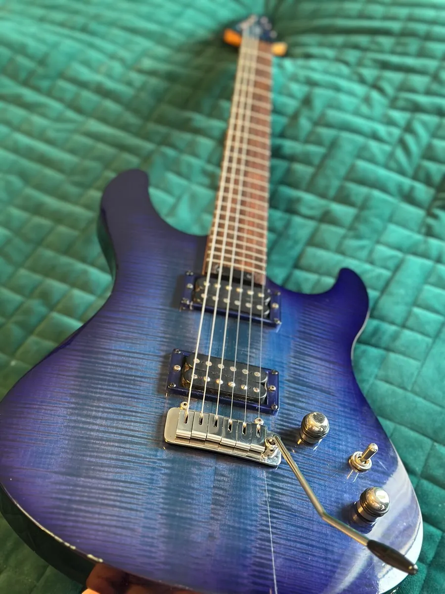 Yamaha RGX-620z electric guitar - Image 1
