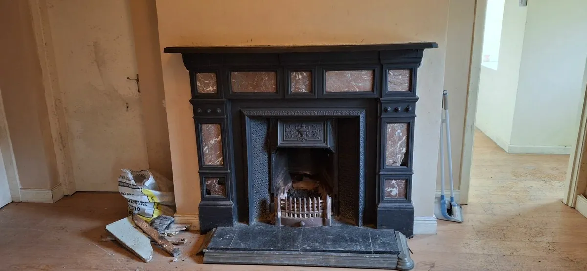 Vintage Victorian cast iron fireplace complete - Image 1